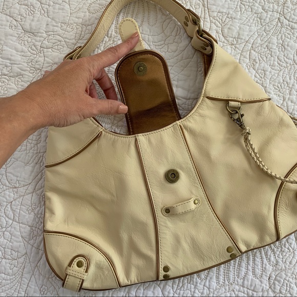 NWOT Leather BCBGirls Ivory & Antique Gold Satchel - Picture 4 of 8